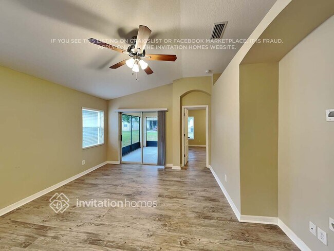 Foto del edificio - 1429 Delano Trent St