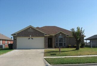Building Photo - 3203 Dorothy Jane Dr