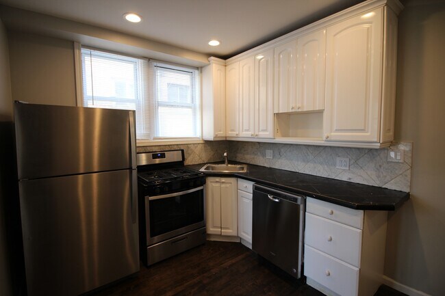 Foto del edificio - 4252 N Keystone Ave