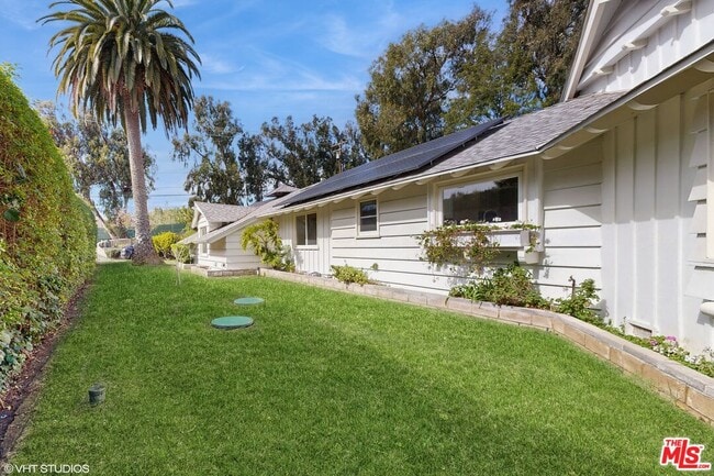 Building Photo - 29051 Pacific Coast Hwy