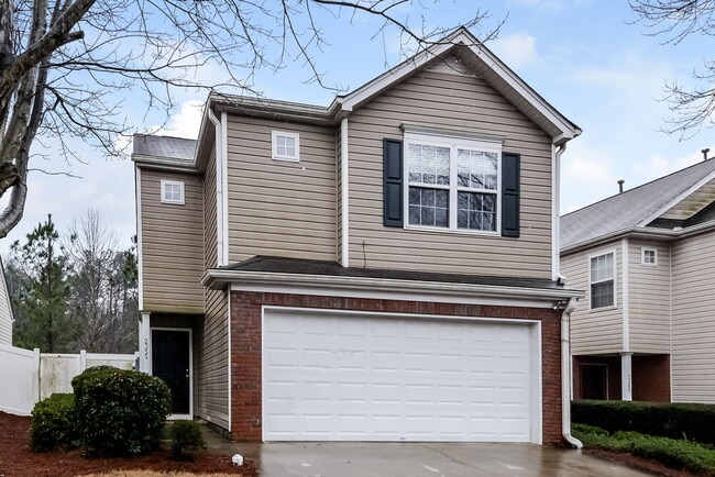 Building Photo - 2355 Lexington Ln