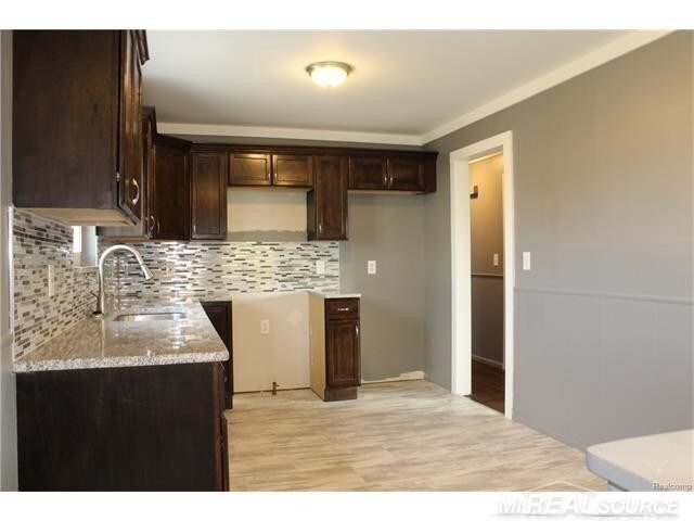 Building Photo - 30364 Roan Dr