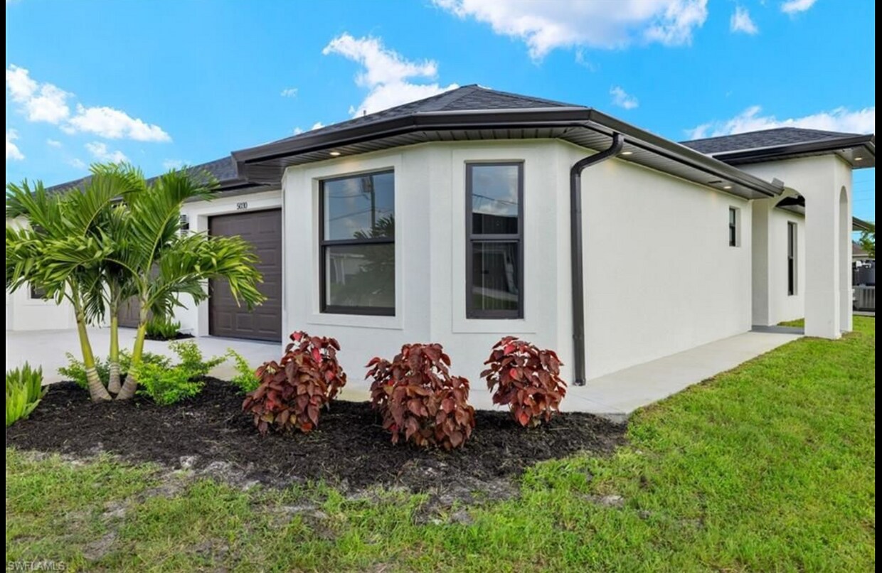Foto principal - 5032 Bristo St