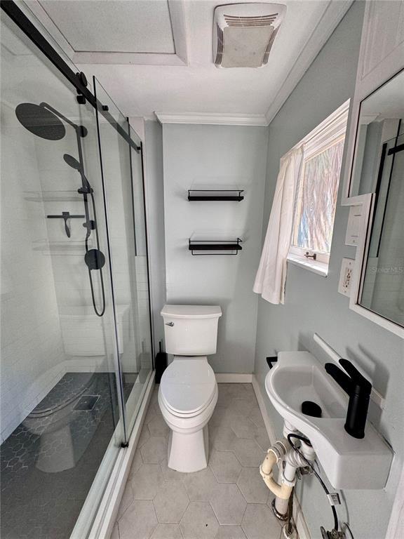 Foto del edificio - 622 Earle Ave N