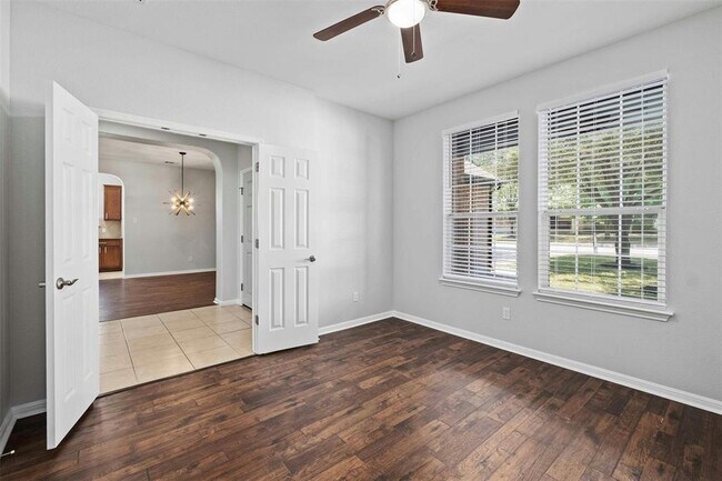 Foto del edificio - 140 Mystic Shadow Ln