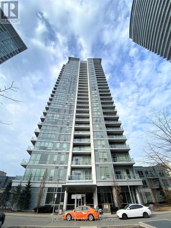Photo du bâtiment - 66-1766 Forest Manor Rd