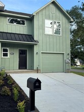 Building Photo - 12869 Andromeda Ct