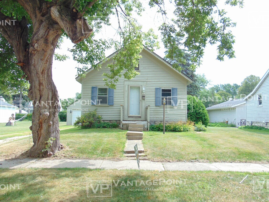 501 S Huron St, De Pere, WI 54115 House Rental in De Pere, WI
