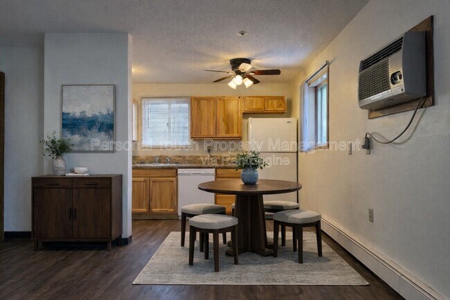 Foto del edificio - 320 6th St S