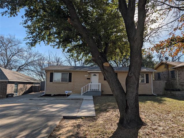 Foto del edificio - 1725 Bunch Dr