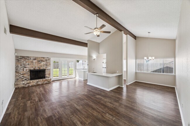 Foto del edificio - 16306 Parksley Dr