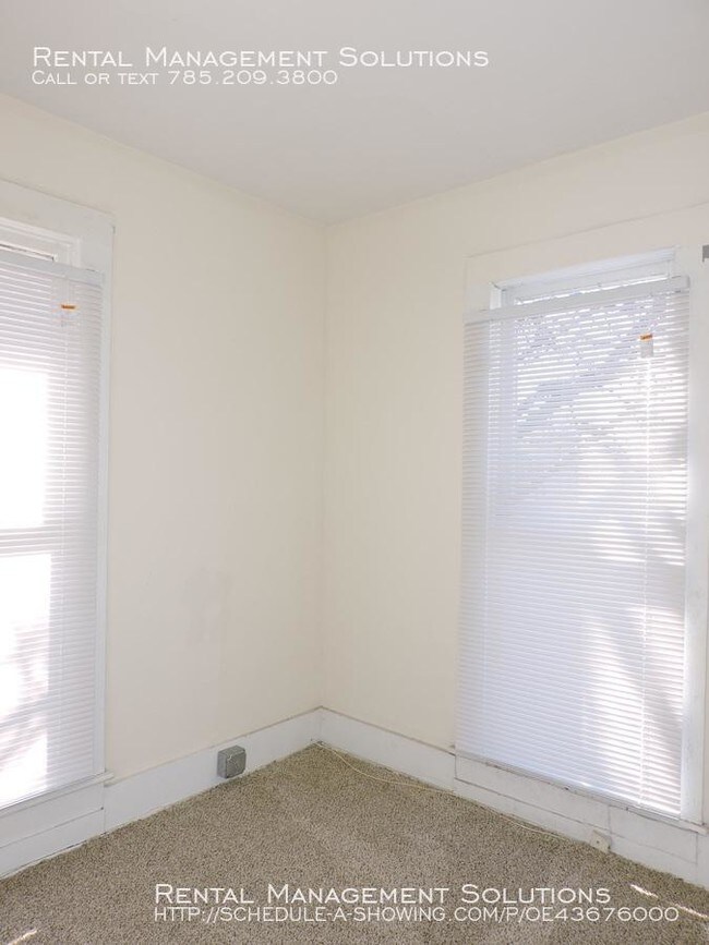 Building Photo - 1 bedroom in Topeka KS 66603