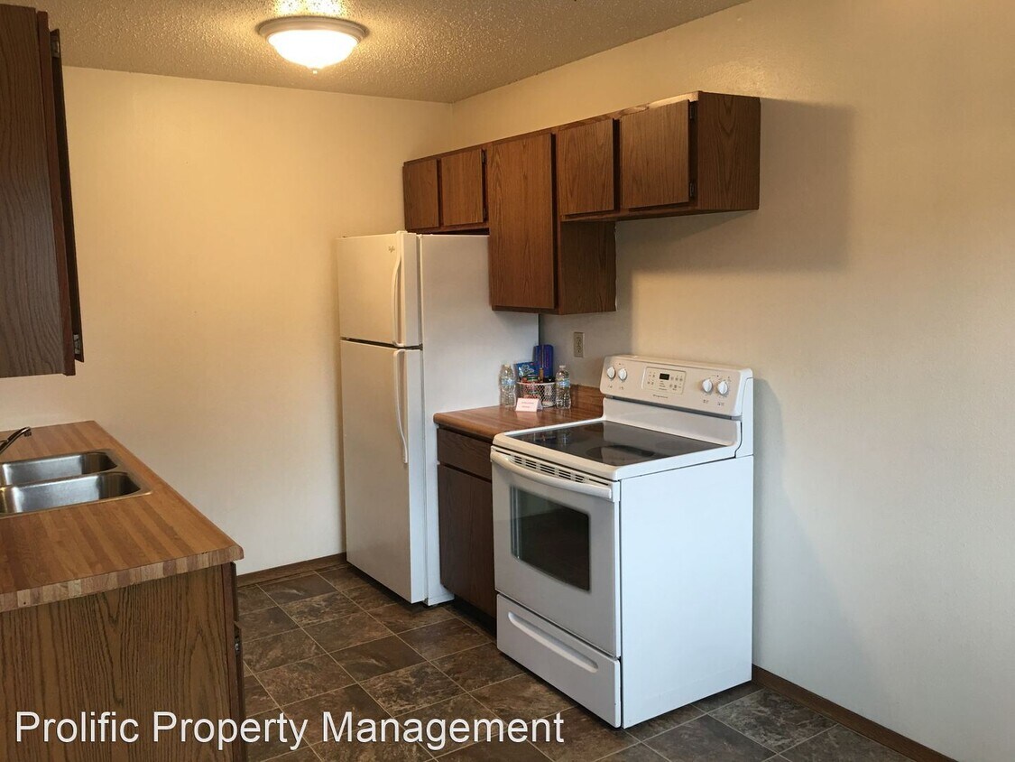 Foto principal - 1706 9th St N