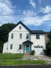 Building Photo - 254 W Chestnut St