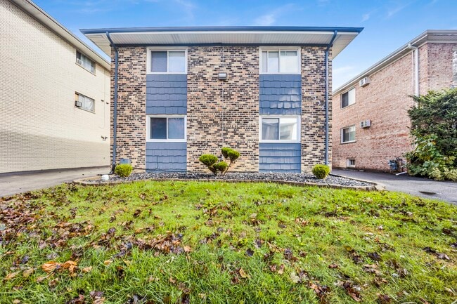 Building Photo - 10339 McVicker Ave