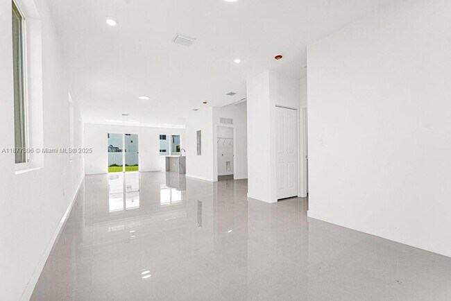 Foto del edificio - 22485 SW 125th Ave