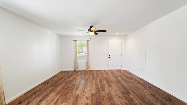 Building Photo - 1605 Kedlin Ln