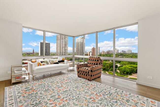 Foto del edificio - 1555 N Dearborn Pkwy