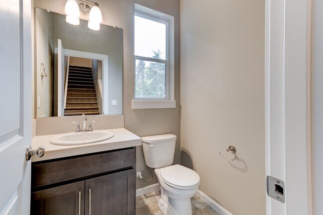 Photo - HOLIDAY RENT CONCESSION WITH APPROVED APPL... House