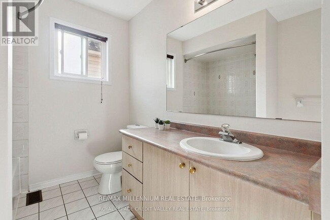 Building Photo - 95 Woodhaven Dr