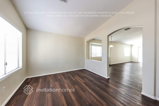 Foto del edificio - 11191 W Lily McKinley Dr