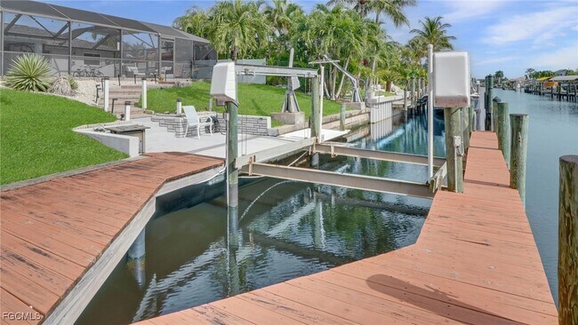 Building Photo - 3339 SE 16th Pl