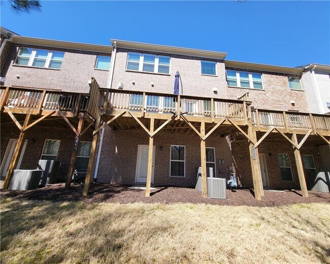 Foto del edificio - 871 Sunset Park Dr