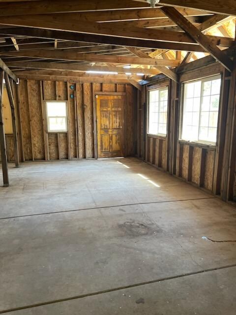 Foto del edificio - 7981 Sewell Ct