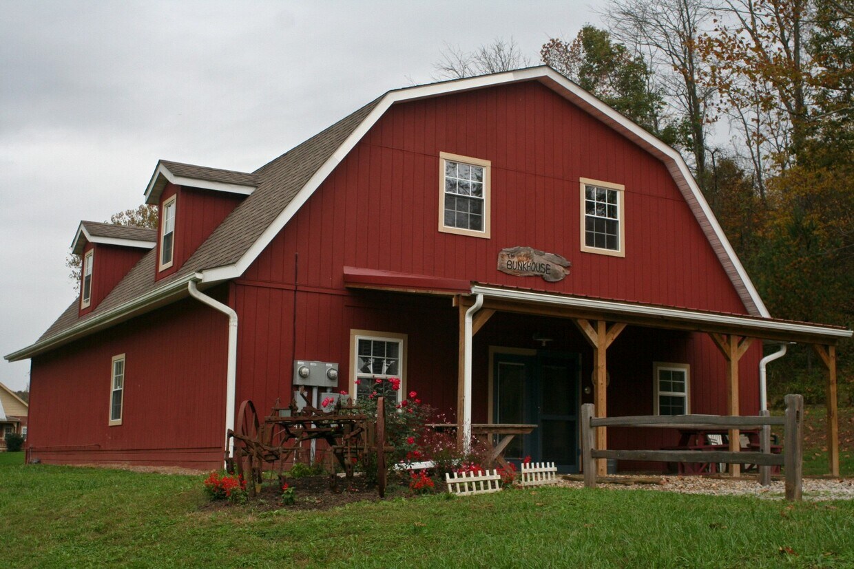 First Floor Unit up of down duplex available - 15648 Dutch Creek Rd