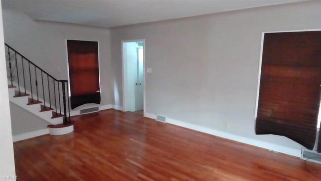Building Photo - 3 br, 1.5 bath House - 16551 Ashton Ave