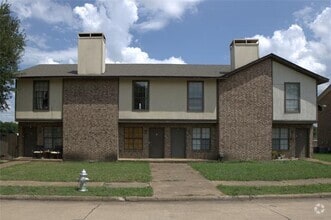 Building Photo - 2814 Wimbledon Ct