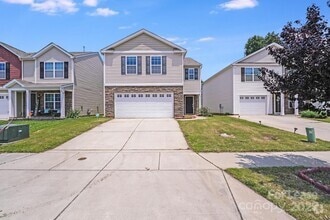 Building Photo - 3255 Winesap Dr
