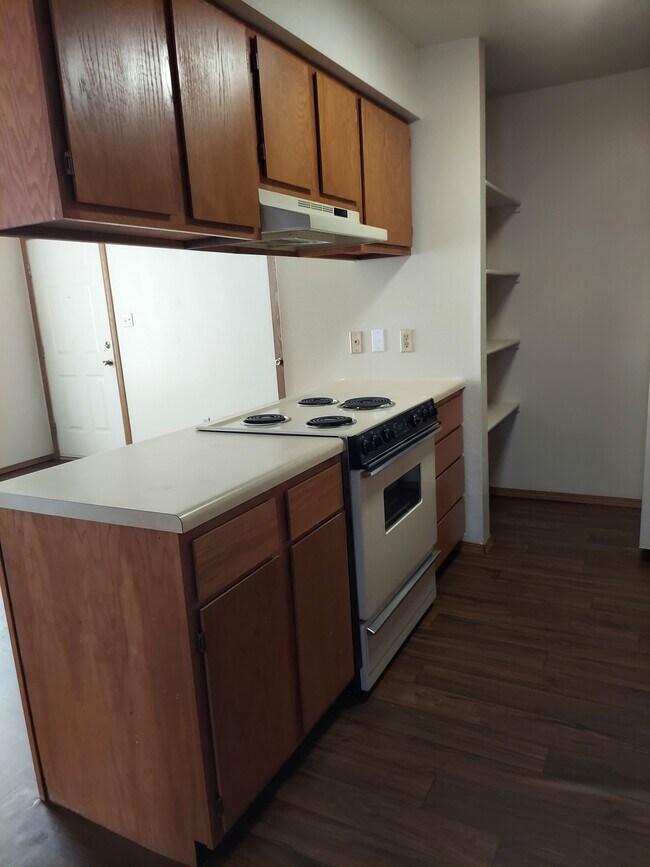 Foto del edificio - Cedar Creek Village Apartments and Townhomes