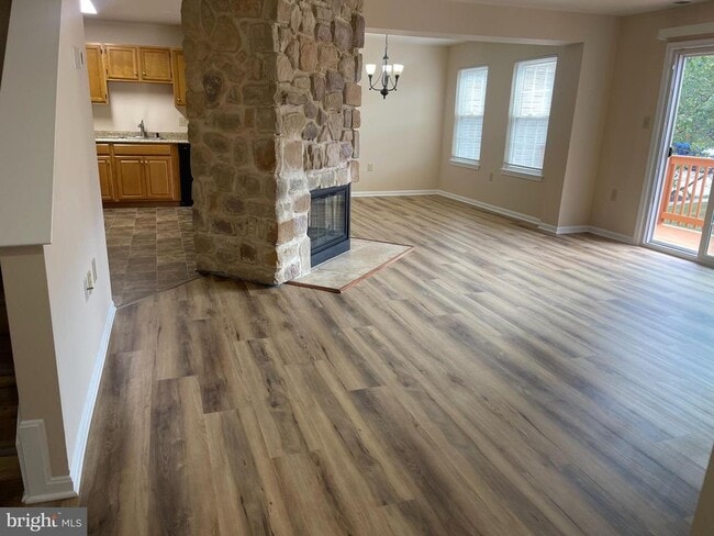 Foto del edificio - 4140 Hunters Hill Cir