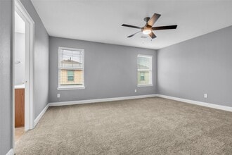 Building Photo - 2707 Volute