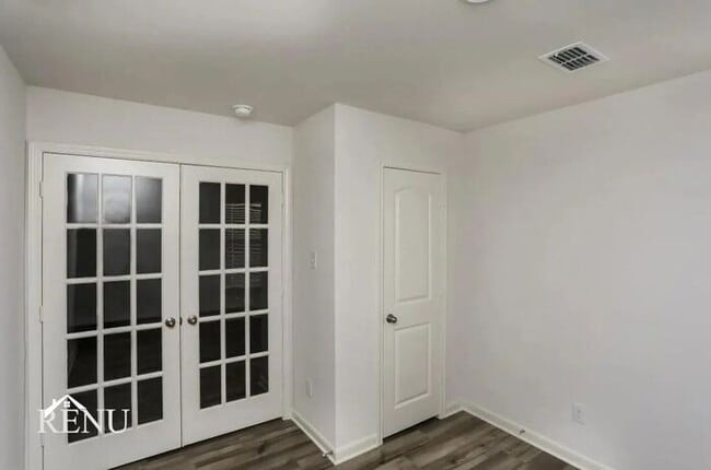 Building Photo - 108 Holster Holw Rd