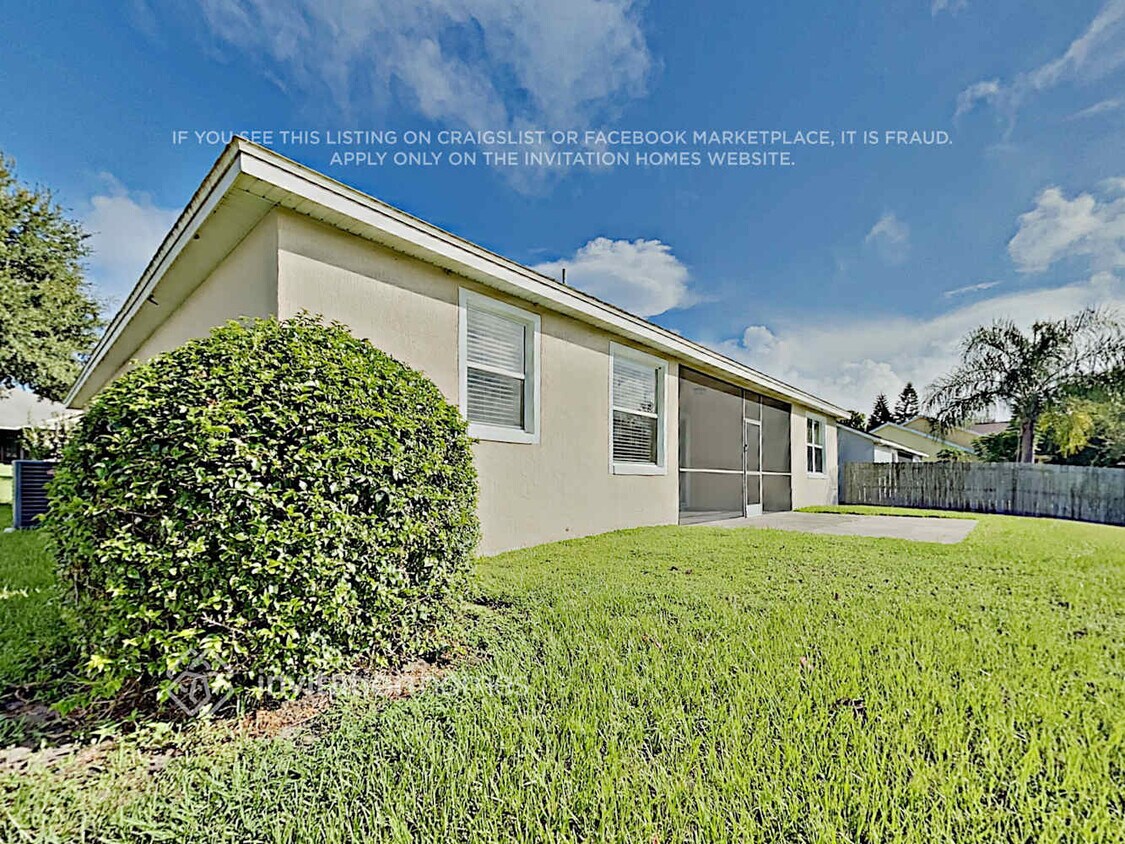 Building Photo - 1325 Golf Point Loop