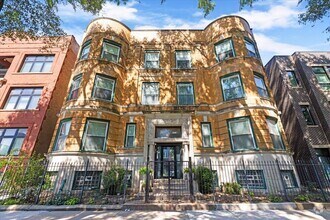 Building Photo - 4404 S Prairie Ave