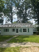 Building Photo - 5022 Bowser Ave