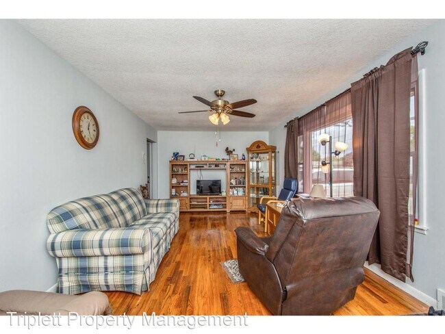 Foto del edificio - 3 br, 1 bath House - 211 Palomino Parkway