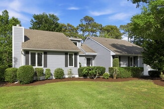 Building Photo - 304 Lord Granville Dr