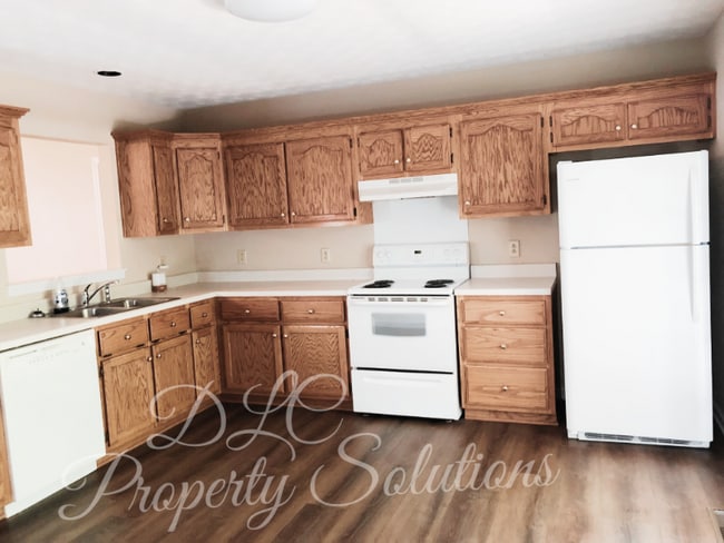 Building Photo - 254 Elder Dr