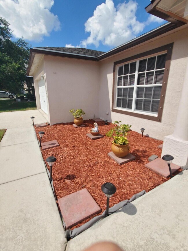 Foto del edificio - 3234 SW Fillmore St