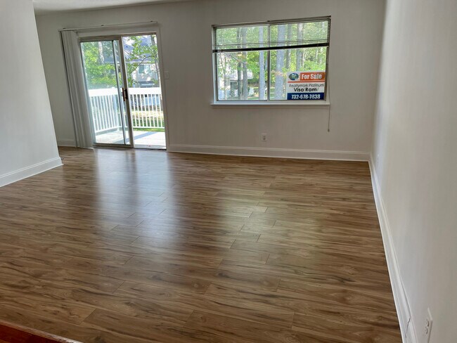 Building Photo - 6 Sweetgum Ln