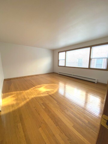 Building Photo - 3119 N Narragansett Ave