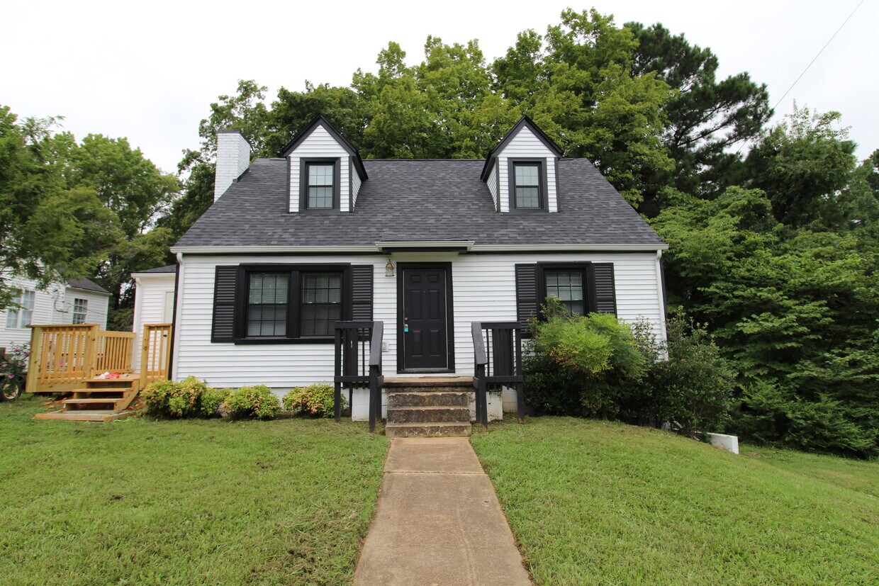 Primary Photo - 822 Richardson St