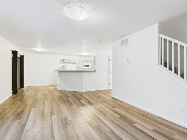 Foto del edificio - 1773 Dallas Dr