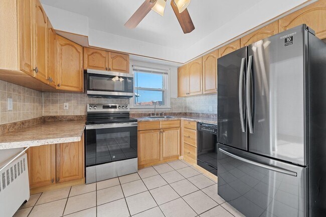 Foto del edificio - 38 Spencer Ave