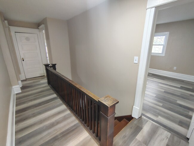Building Photo - 1208 Revell Ave