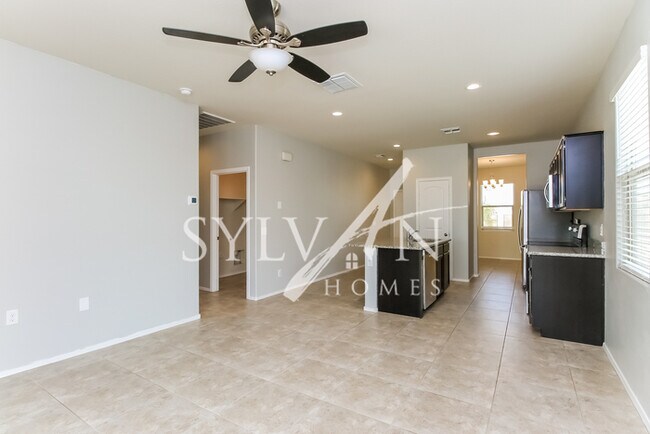 Building Photo - Charming 3BR 2BA features freshly painted ...